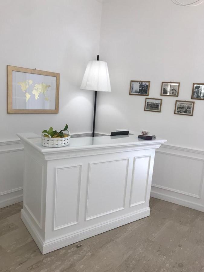 Piazza Posta Dimora Di Charme Hotel Прочида Екстериор снимка
