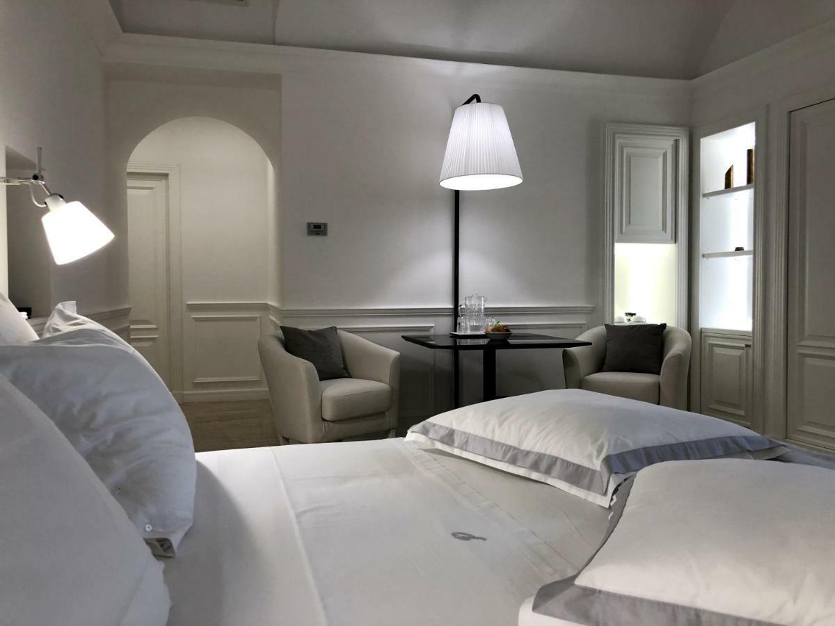 Piazza Posta Dimora Di Charme Hotel Прочида Екстериор снимка