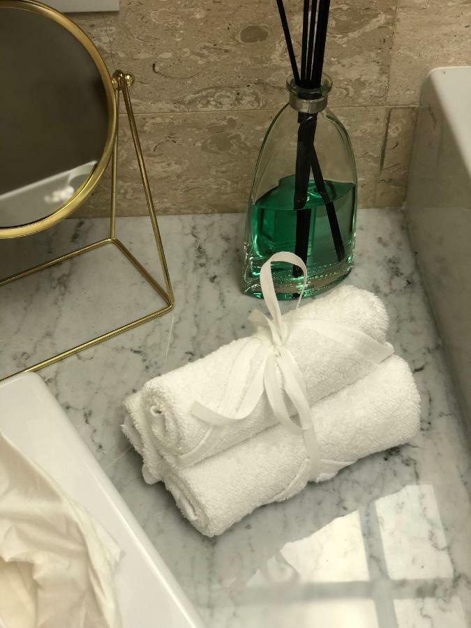 Piazza Posta Dimora Di Charme Hotel Прочида Екстериор снимка